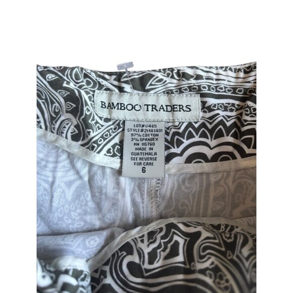 Bamboo Traders Women's Green and White Pants - Picture 5 of 7